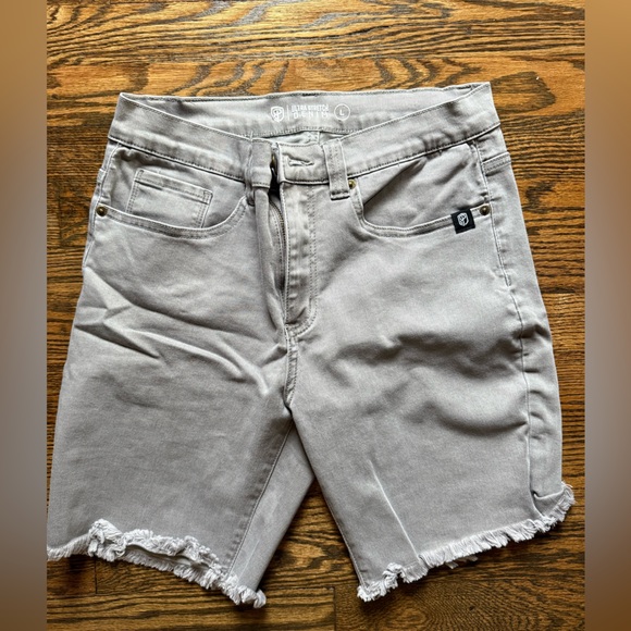 MENS BORN PRIMITIVE JORTS EUC - Picture 2 of 5